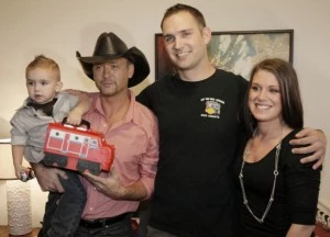 Tim McGraw and LaDuke Family Tim McGraw and LaDuke Family