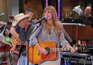 Grace Potter and Kenny Chesney