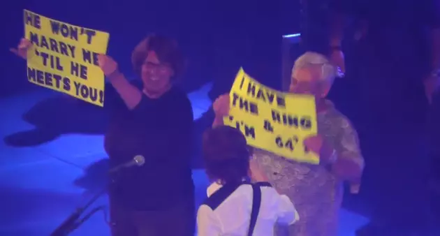 McCartney signs