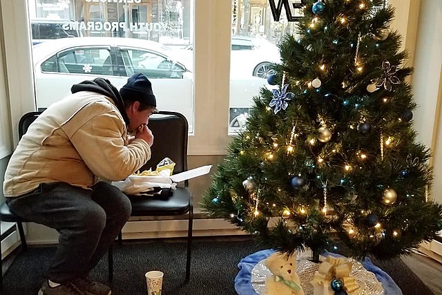 Community Comes Together to Feed, House and Clothe a Homeless Man