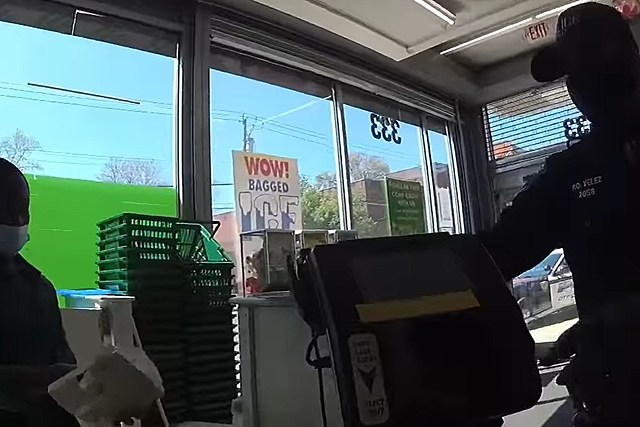 New York Cops Buy Socks For Homeless Shoplifter Instead Of Arresting Him