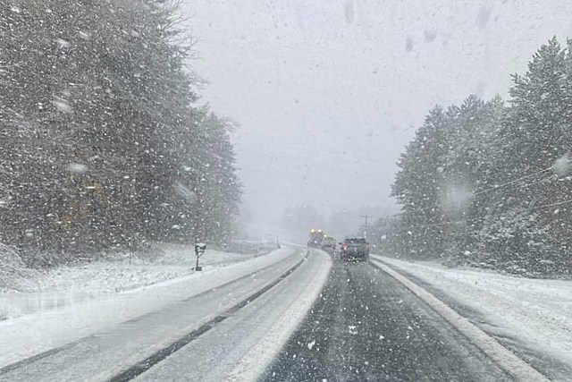 Snow Snarls Traffic in First Big Storm of the Season in Central & Northern New York