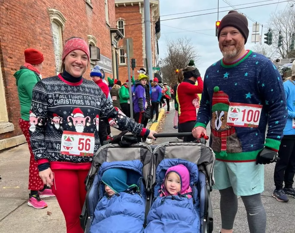 Register Now For The Clinton 5K Jingle Jog